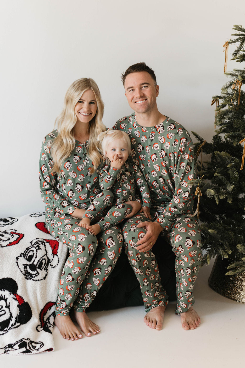 Holly Jolly: Mens PJ Set